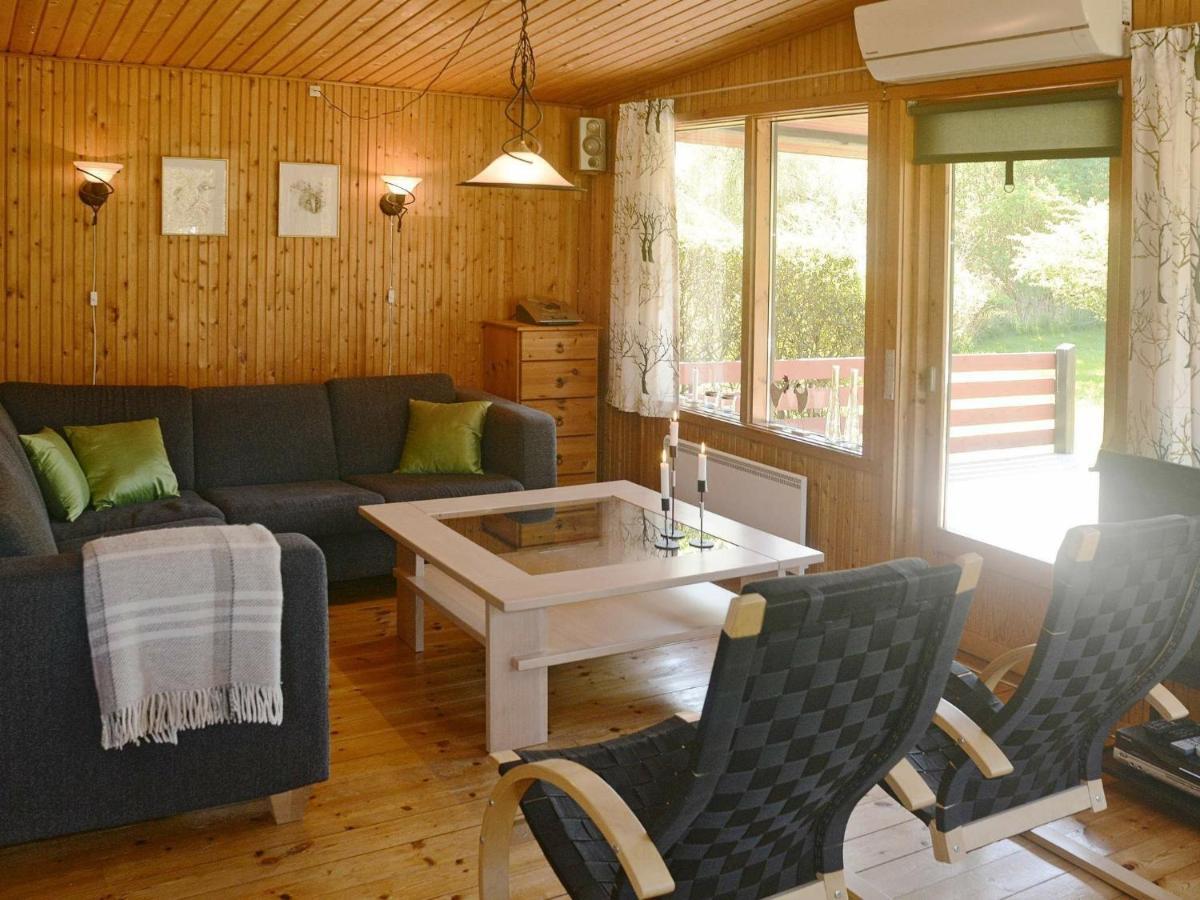 6 Person Holiday Home In Pr St Togeholt 外观 照片